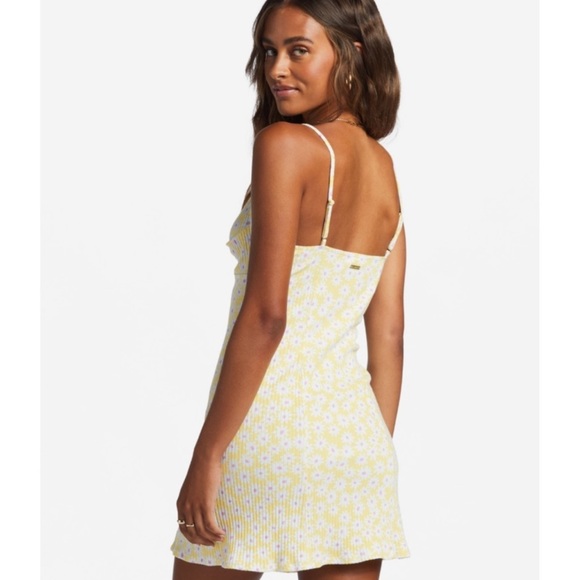 ๐ฅ๐ฅBILLABONG - SUNNY GARDEN RIB KNIT DRESS๐ฅ๐ฅ - Picture 7 of 8